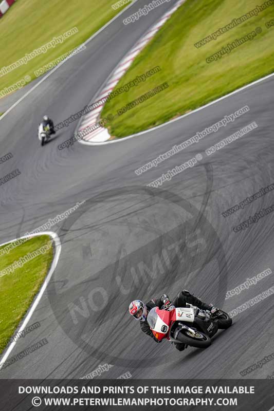 donington no limits trackday;donington park photographs;donington trackday photographs;no limits trackdays;peter wileman photography;trackday digital images;trackday photos